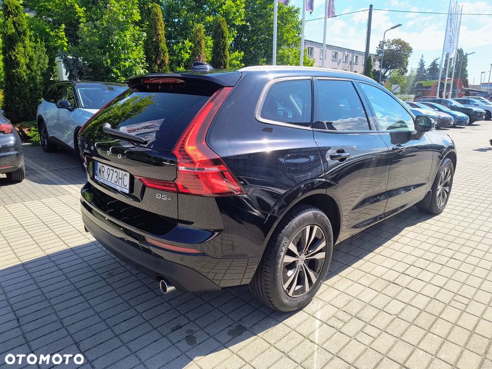 Volvo XC 60 B5 B AWD Momentum - 6