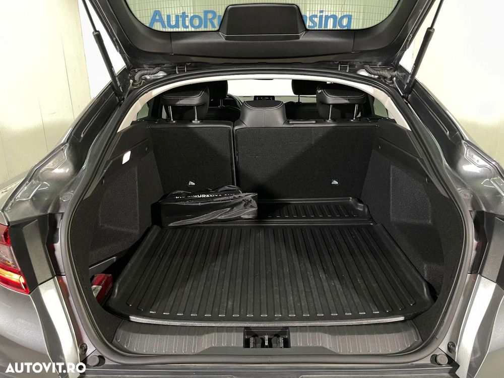 Renault Arkana MHEV 160 EDC Techno - 13