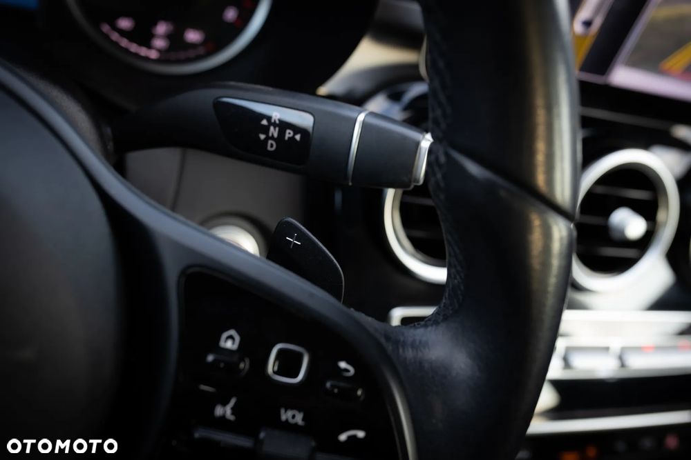 Mercedes-Benz Klasa C 160 9G-TRONIC - 32