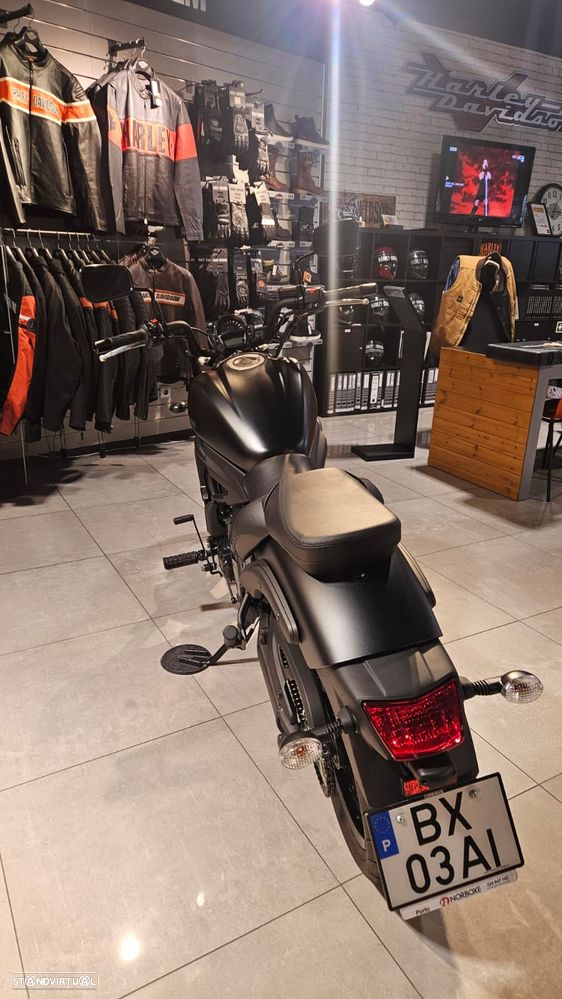 Kawasaki Vulcan S - 11