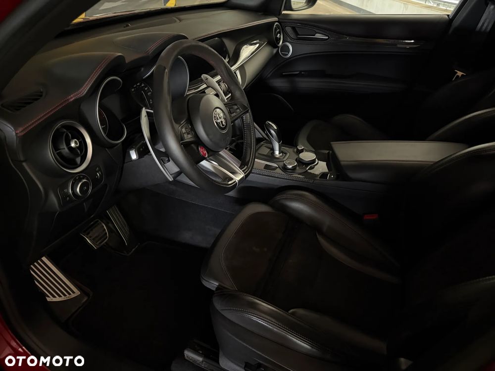 Alfa Romeo Stelvio 2.9 V6 Bi-Turbo Quadrifoglio Q4 - 14