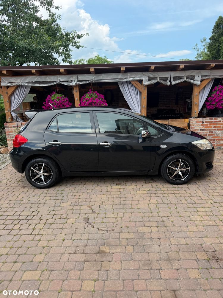 Toyota Auris 1.33 VVT-i Life - 4