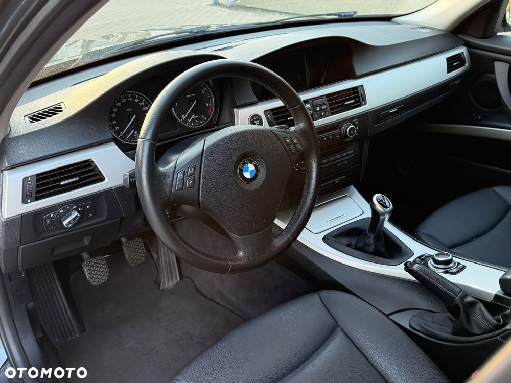 BMW Seria 3 - 8