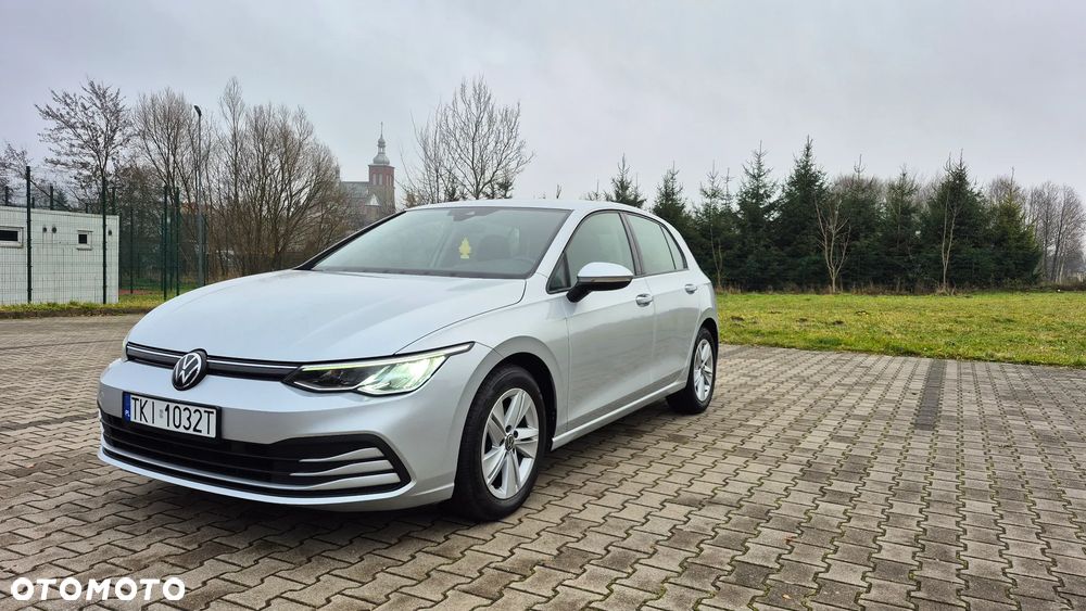 Volkswagen Golf VIII 1.5 eTSI EVO Life DSG - 2