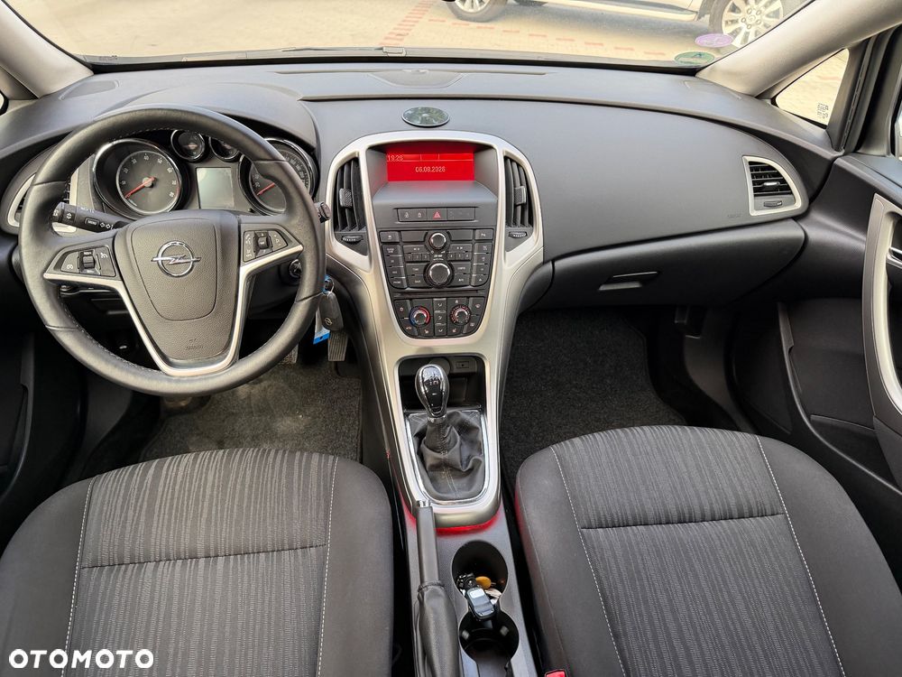 Opel Astra - 11