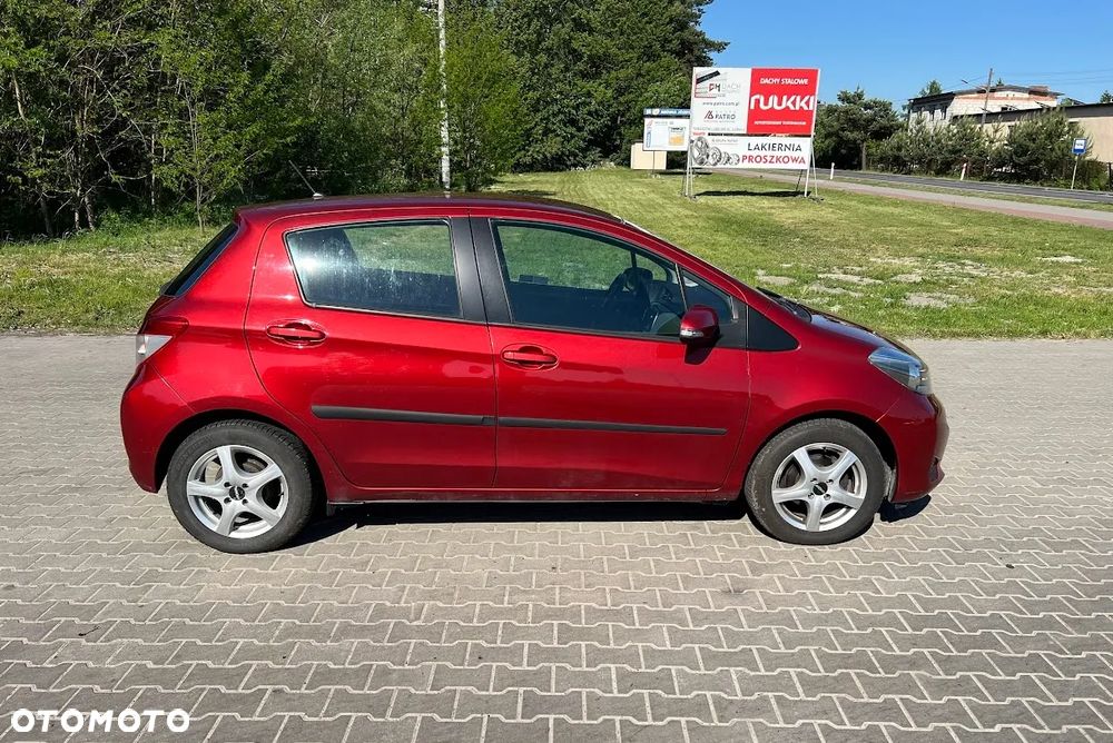 Toyota Yaris 1.33 Premium - 3
