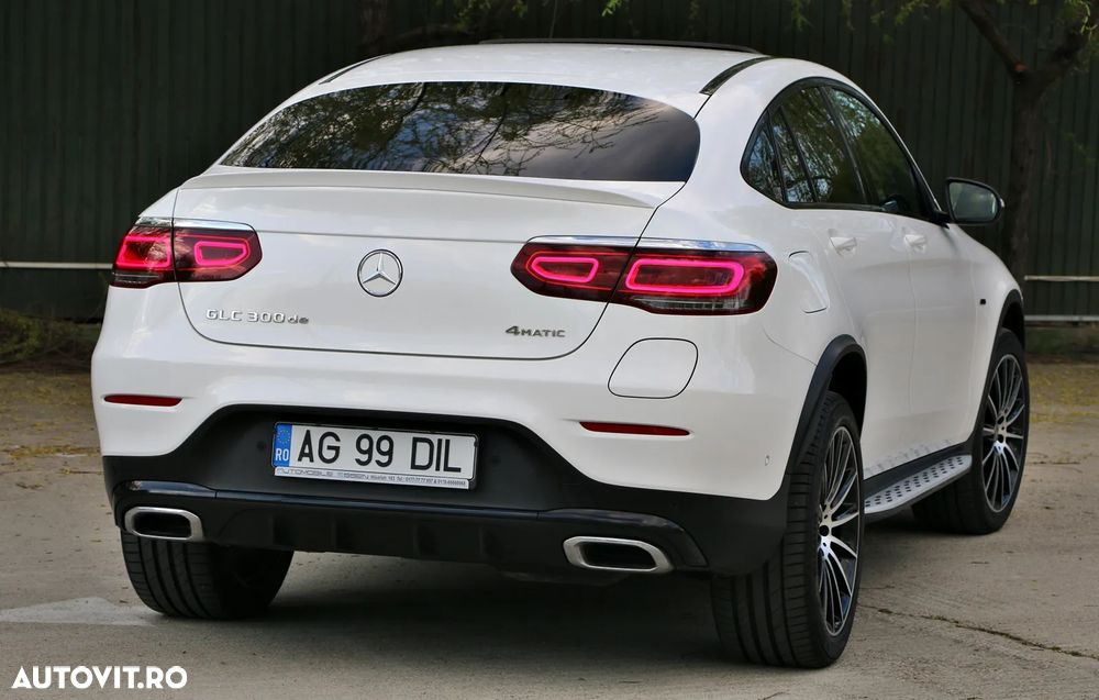 Mercedes-Benz GLC 300 de 4Matic 9G-TRONIC AMG Line Plus - 22