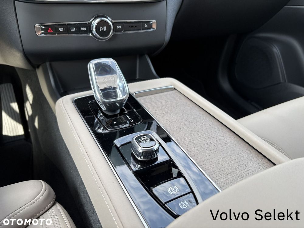 Volvo XC 90 - 16