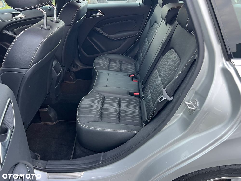 Mercedes-Benz Klasa B 200 (BlueEFFICIENCY) - 24
