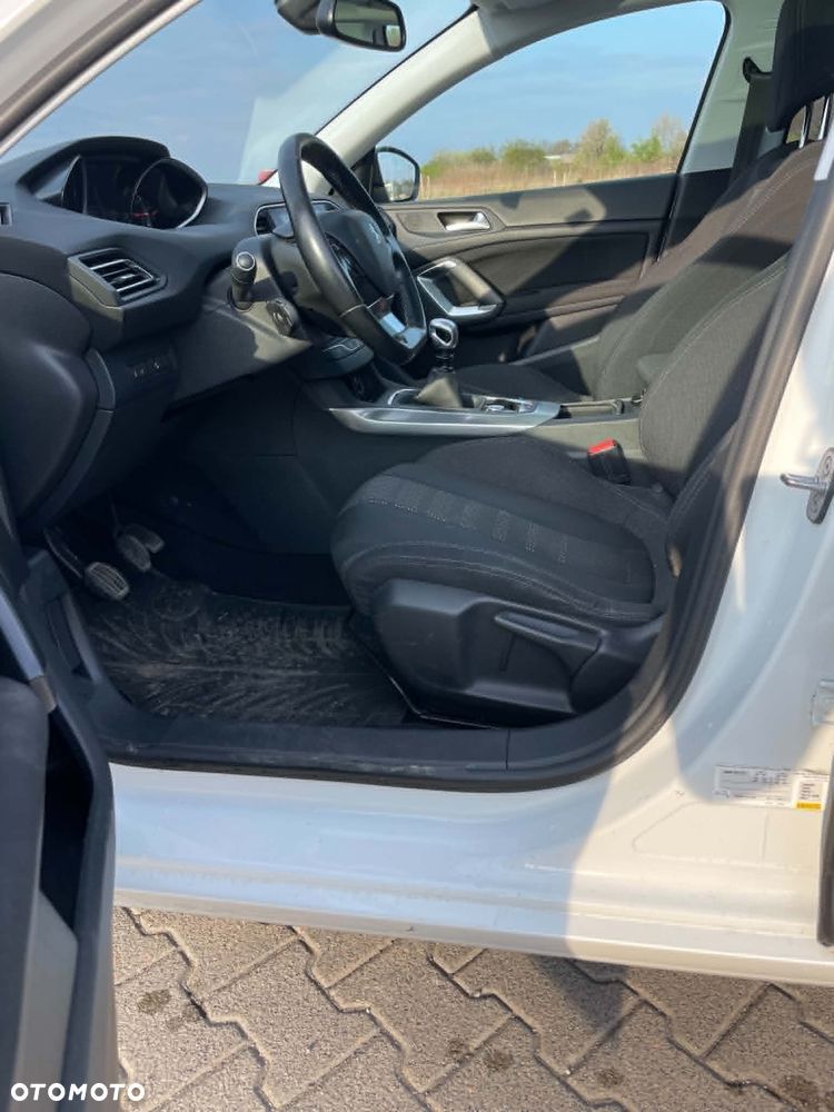 Peugeot 308 PureTech 130 Stop & Start Active - 13
