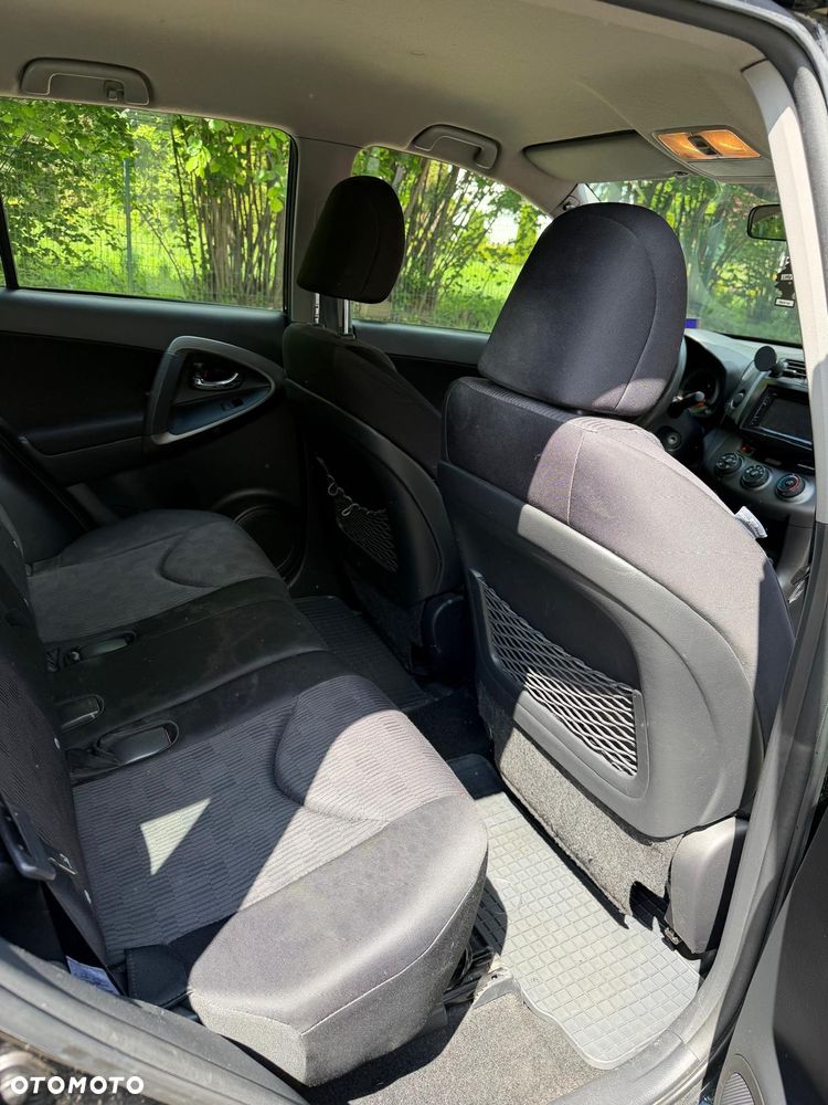 Toyota RAV4 2.0 VVT-i Luna - 4