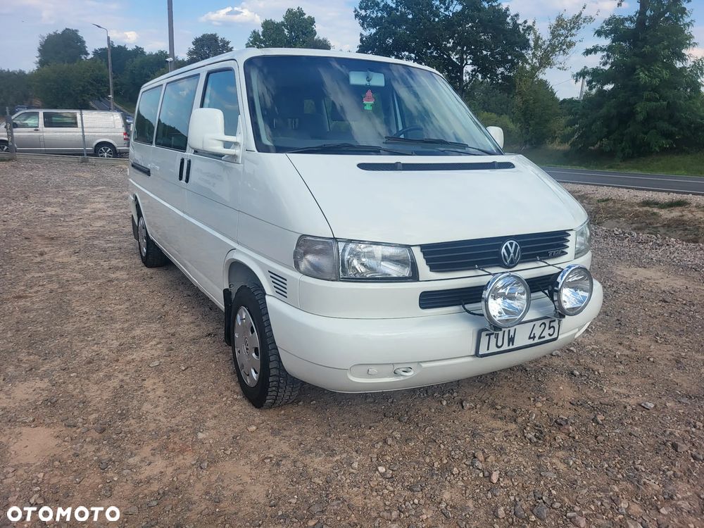 Volkswagen Caravelle TDI Basis / CL - 15