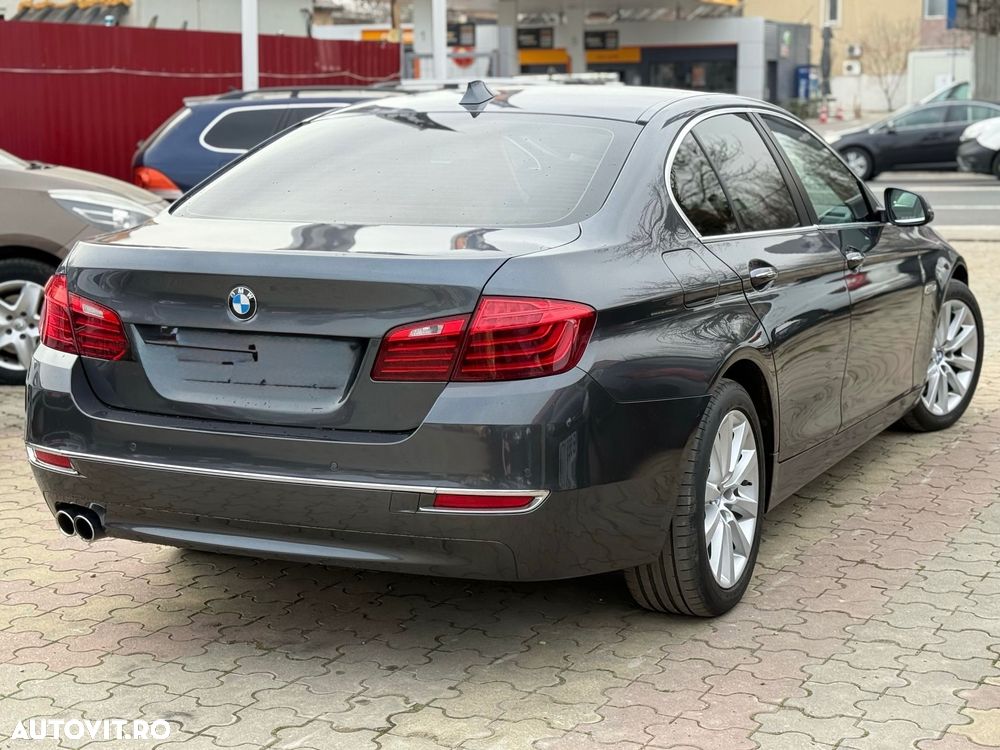 BMW Seria 5 525d xDrive AT - 3