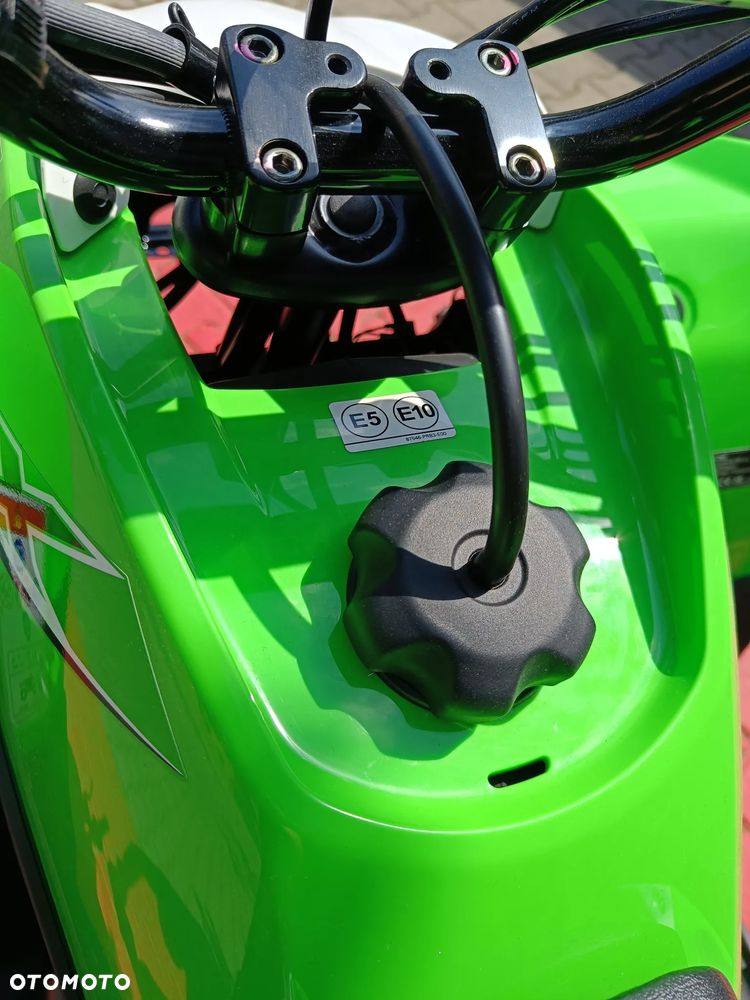 Kawasaki KFX - 21