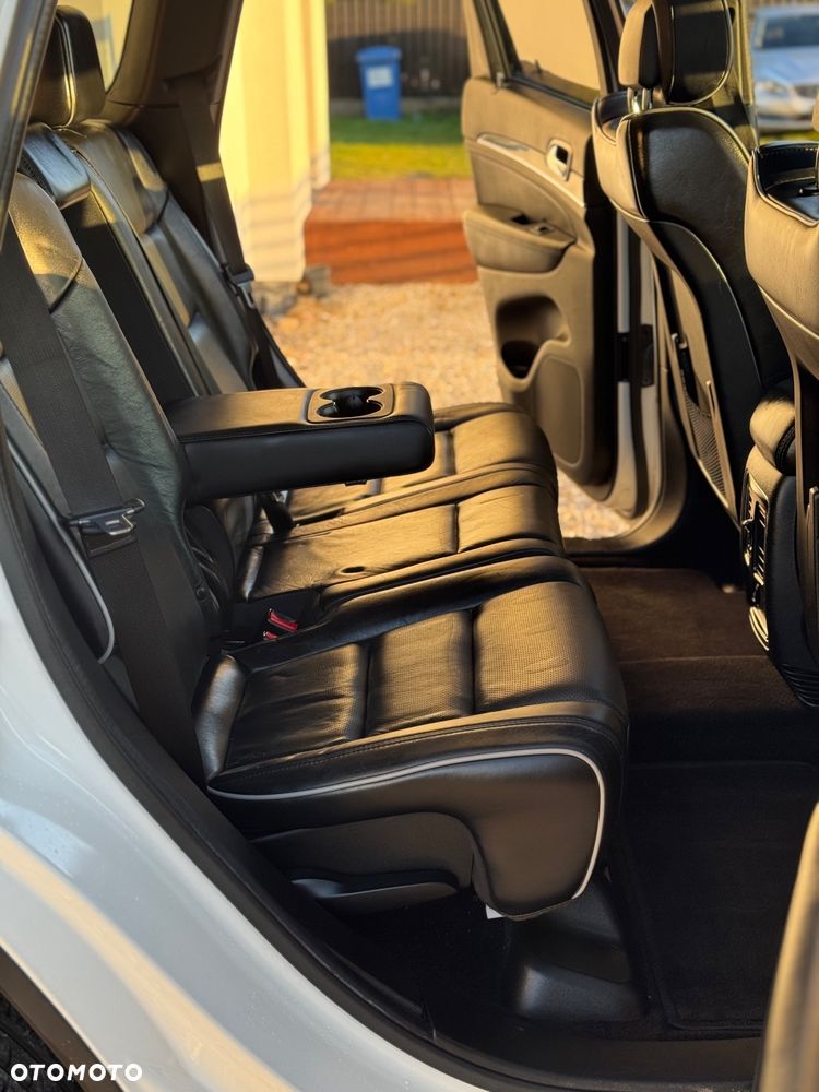 Jeep Grand Cherokee 3.0I CRD Overland Summit - 22