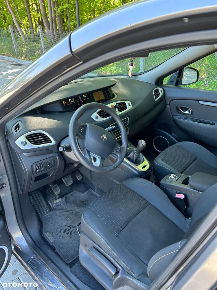 Renault Grand Scenic 1.9 dCi FAP Exception - 17