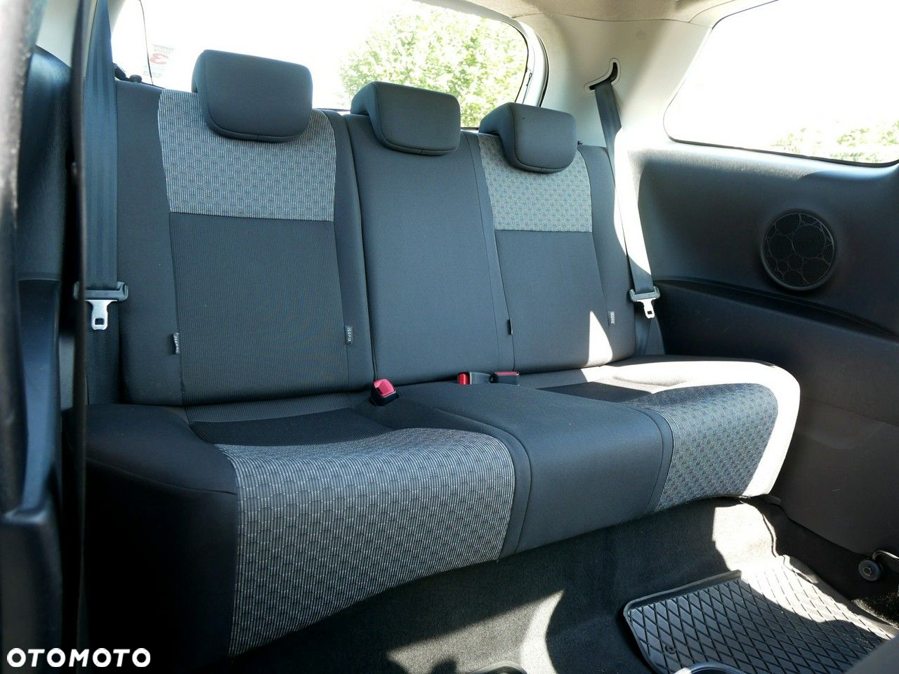Toyota Yaris 1.4 D-4D - 25
