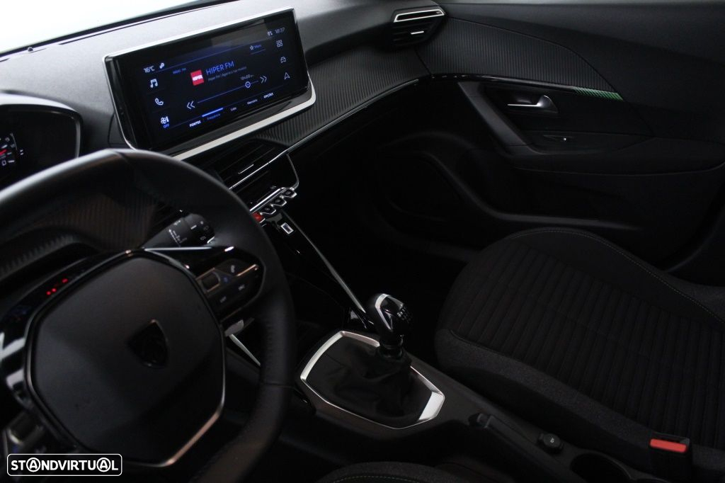Peugeot 2008 1.2 PureTech Active - 31