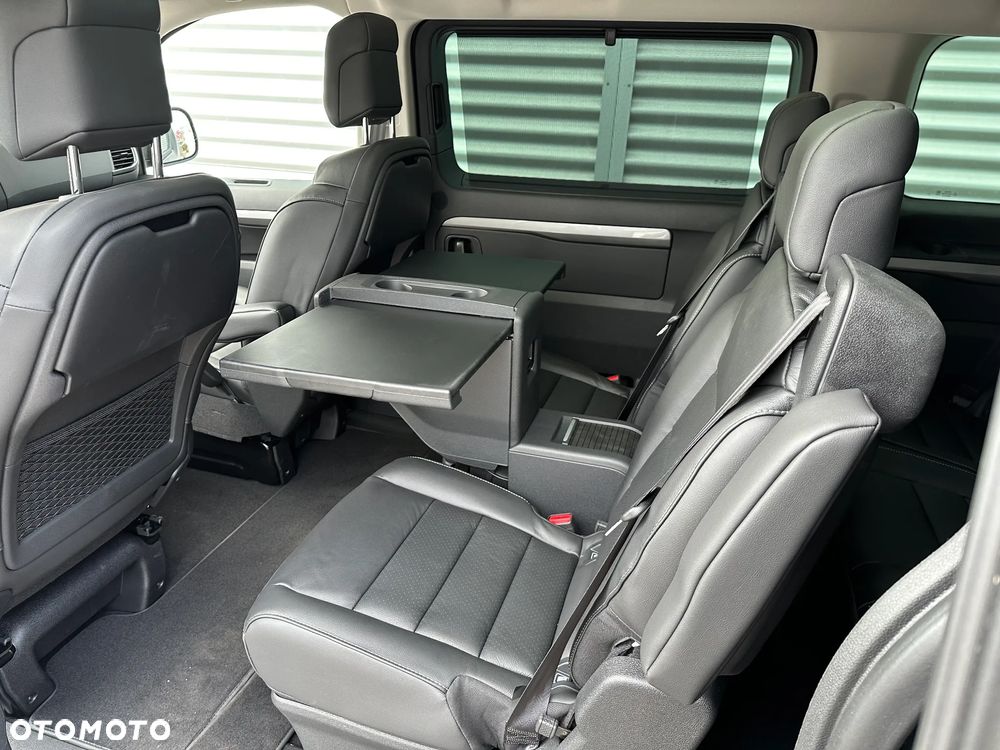 Peugeot Traveller 2.2 BlueHDi Long Business VIP EAT8 - 13