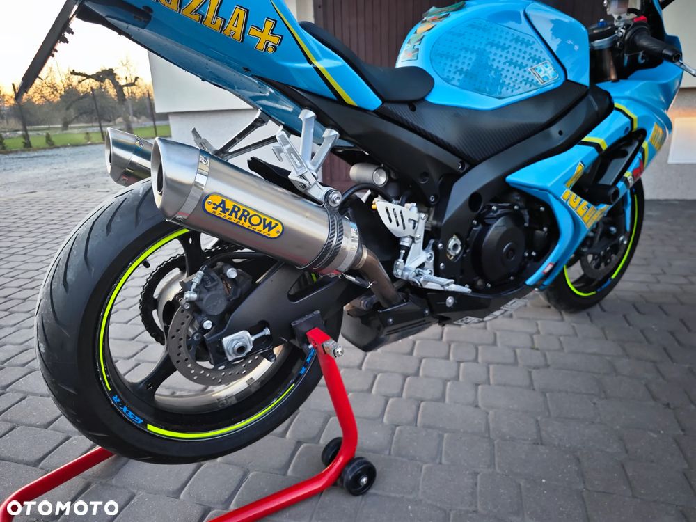 Suzuki GSX-R - 12