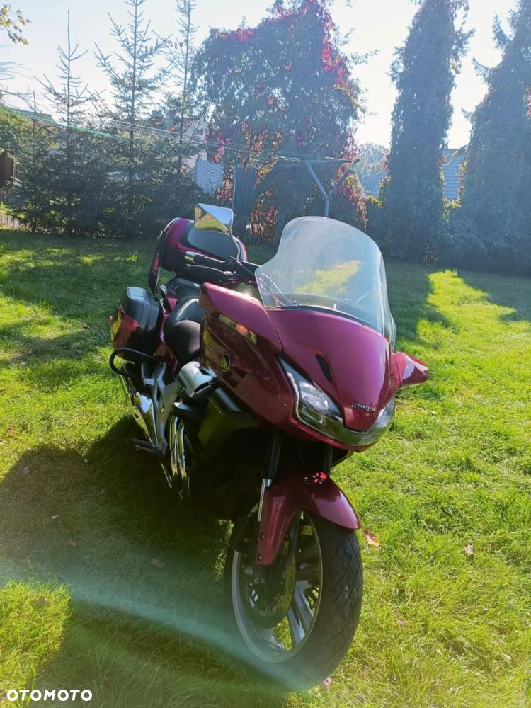 Honda CTX - 5