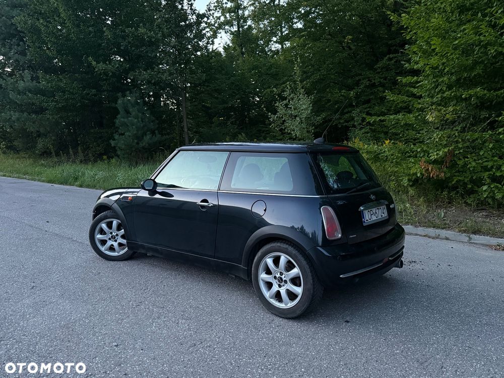 MINI Cooper Standard - 3