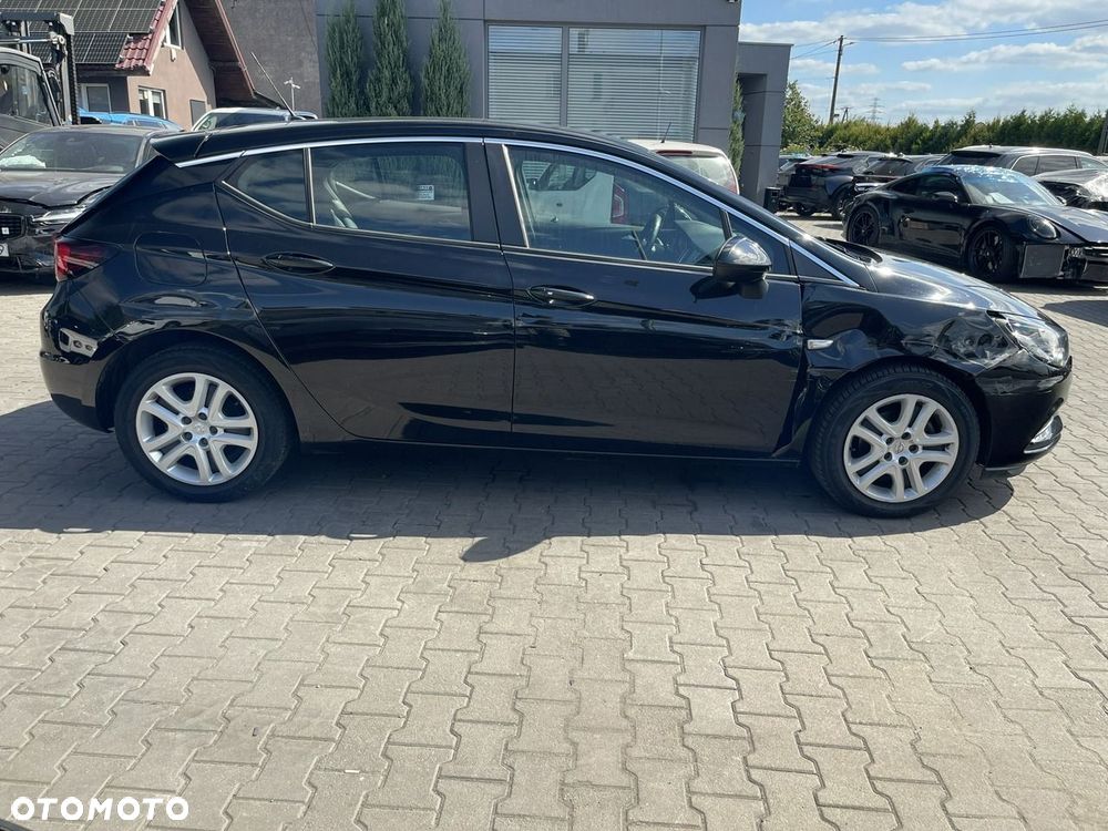 Opel Astra - 4