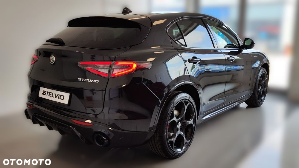Alfa Romeo Stelvio 2.0 Turbo Veloce Q4 - 3
