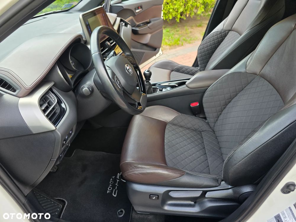 Toyota C-HR 1.2 T Prestige - 30