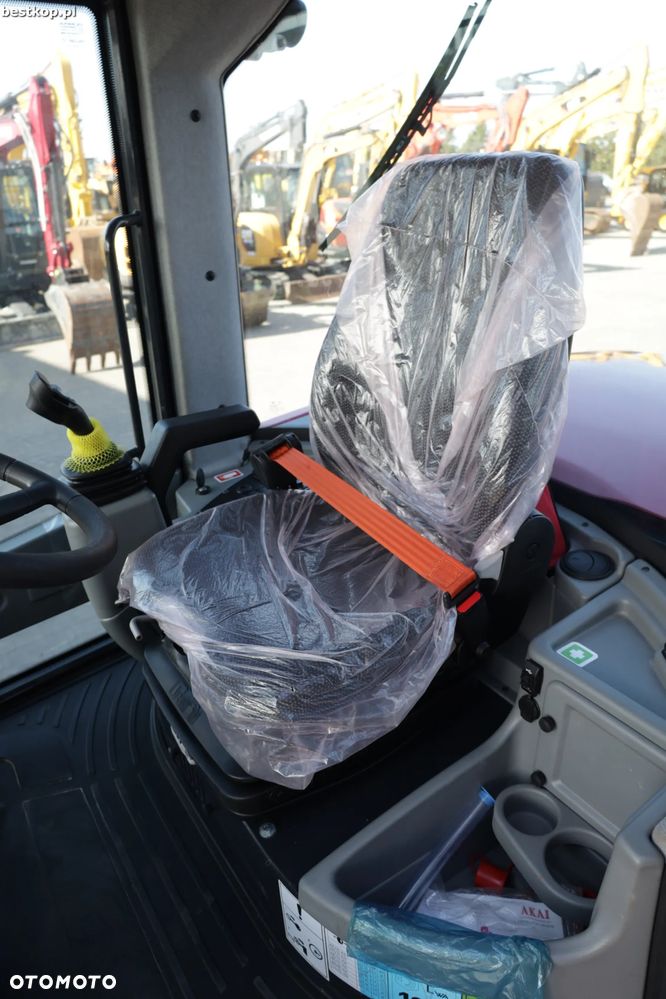 Yanmar V100 - 32