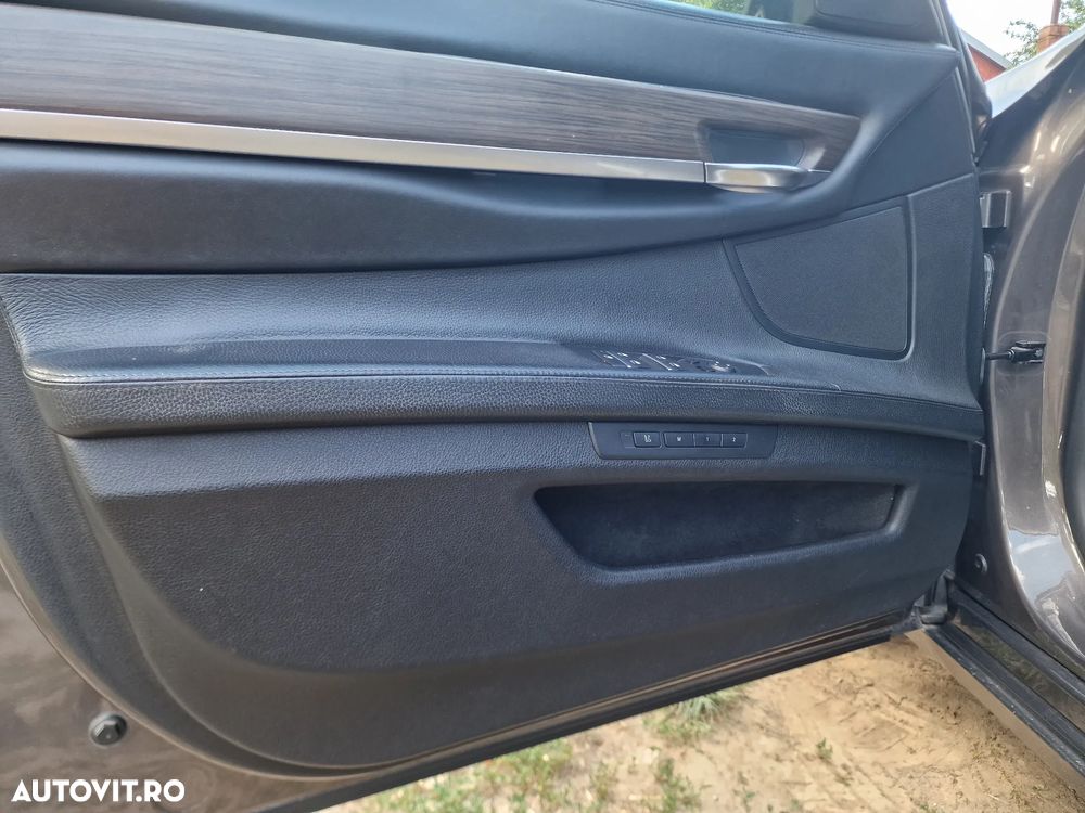 BMW Seria 7 730d xDrive - 17