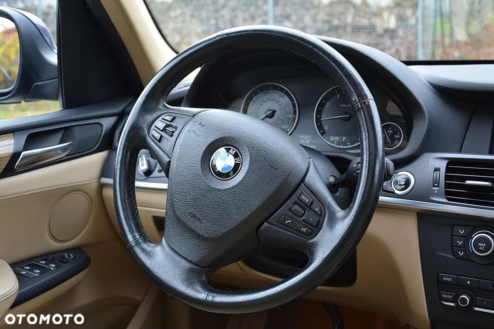 BMW X3 xDrive28i Sport-Aut Advantage - 23