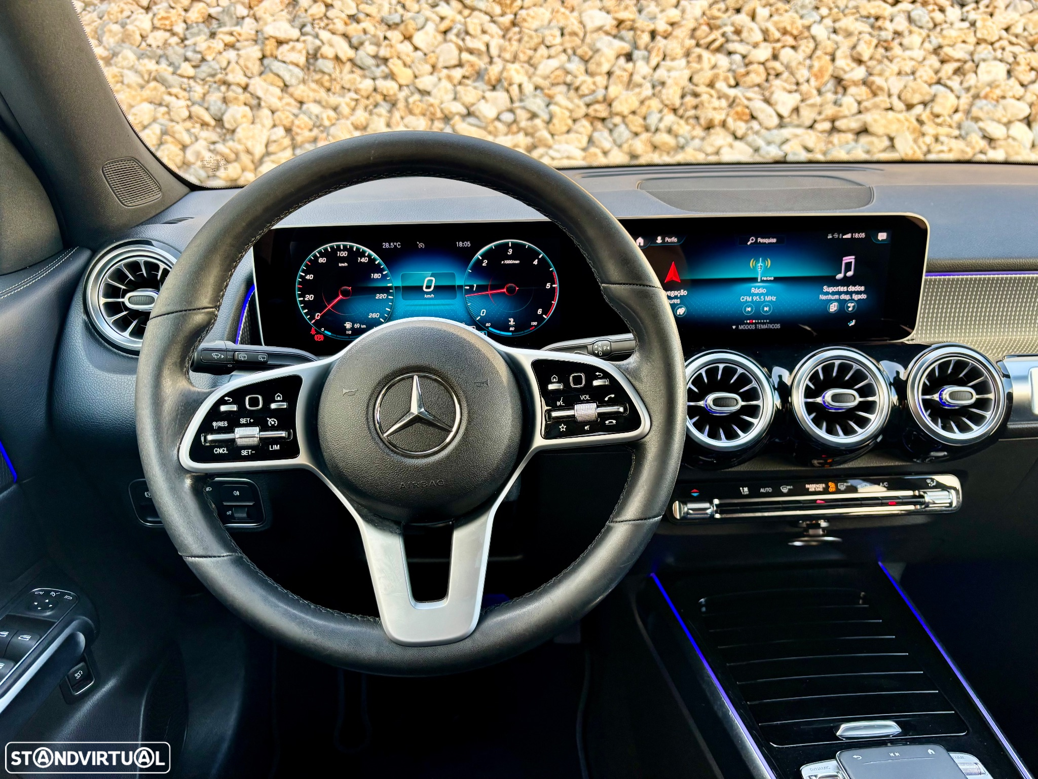 Mercedes-Benz GLB 180 d Progressive - 29