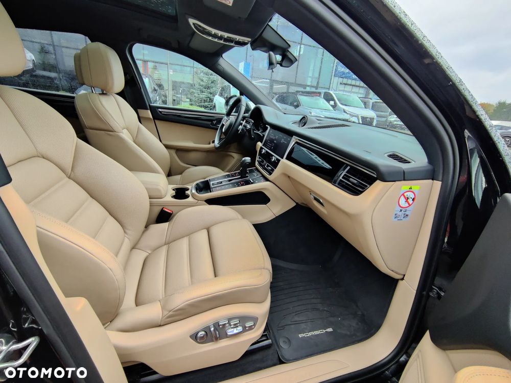 Porsche Macan Standard - 31