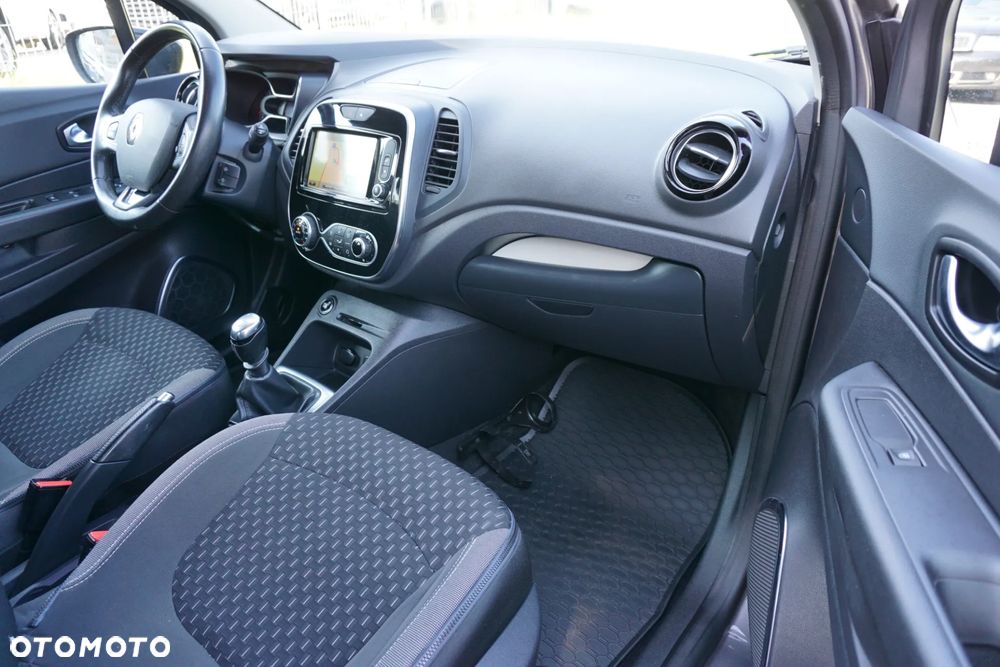 Renault Captur 1.2 Energy TCe Night&Day - 16