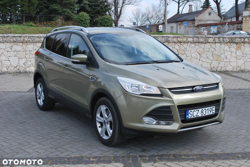 Ford Kuga 2.0 TDCi 2x4 Titanium - 9