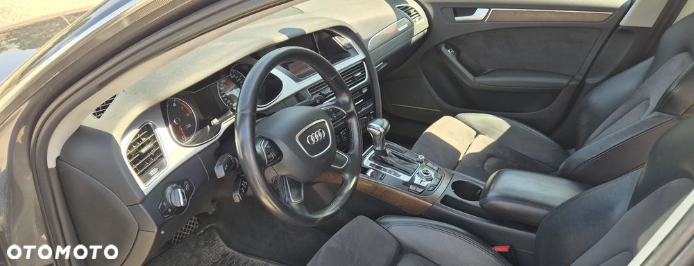 Audi A4 Limousine - 5