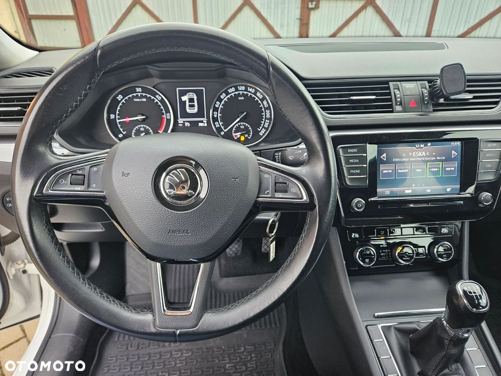 Skoda Superb 1.6 TDI Style - 25