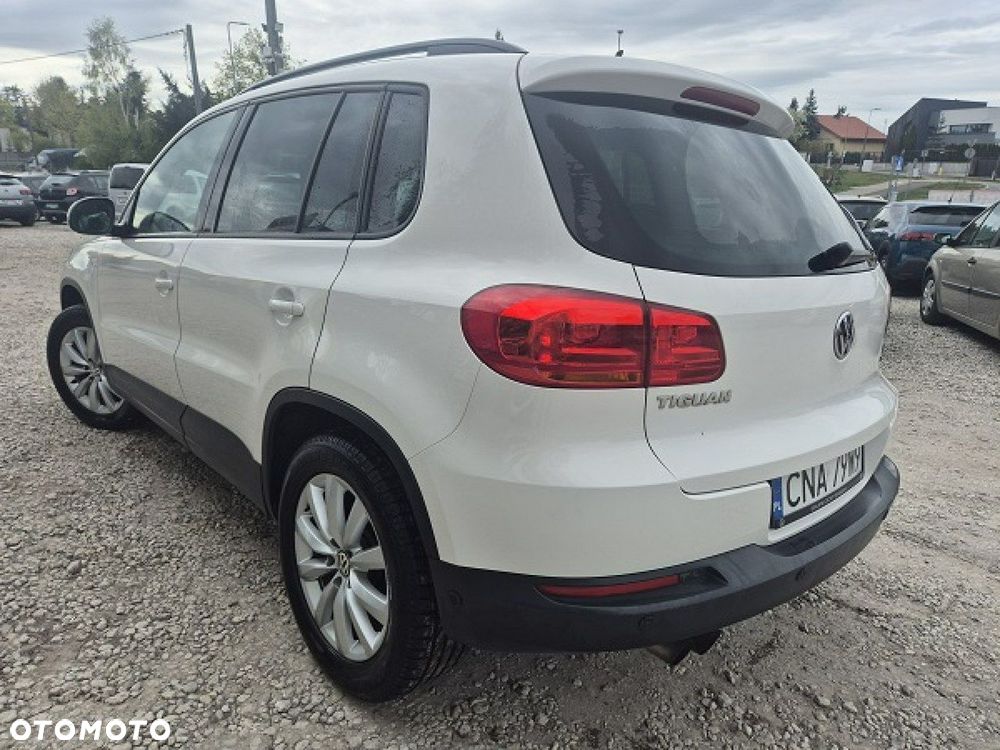 Volkswagen Tiguan - 4