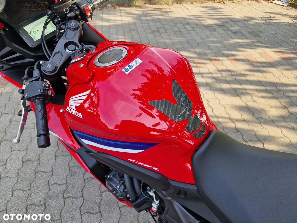 Honda CBR - 12
