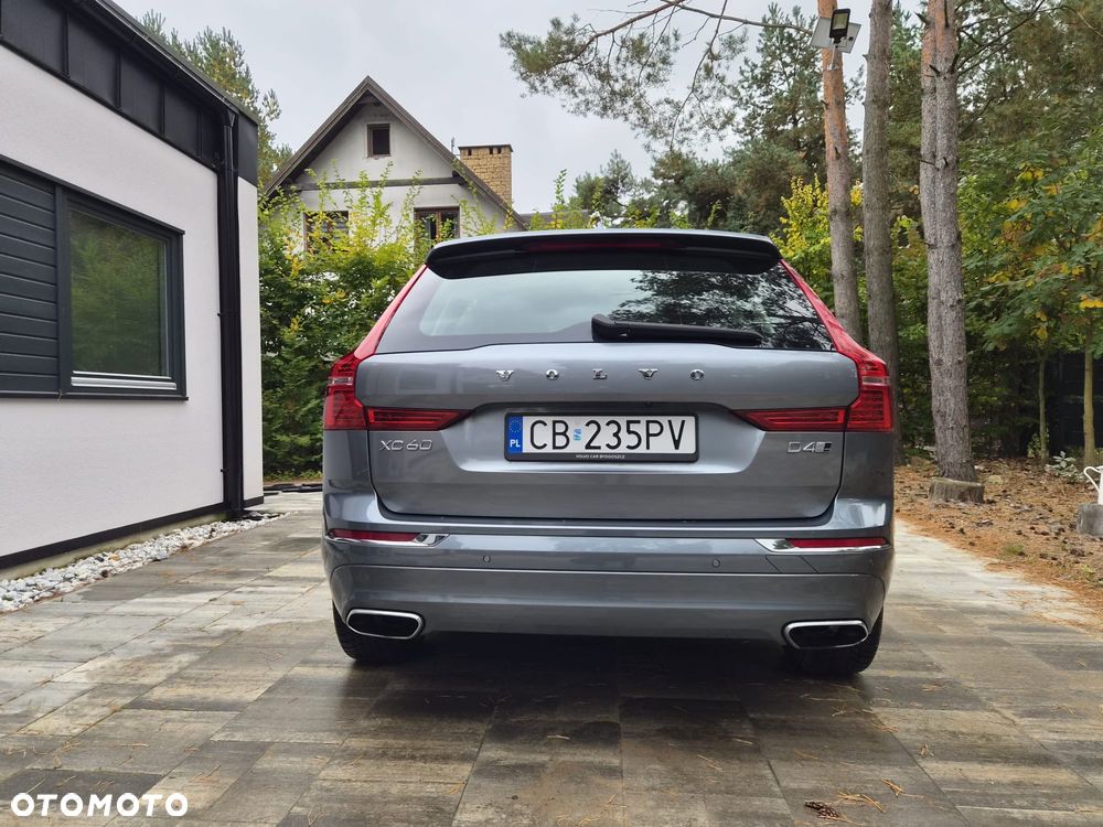 Volvo XC 60 - 4