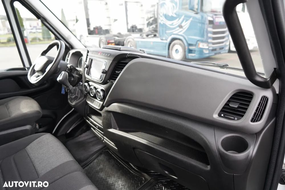 Iveco DAILY 35-180 / CONTAINER / AUTOMAT HI-MATIC / TWIN / 2022 / IMPORTAT - 34