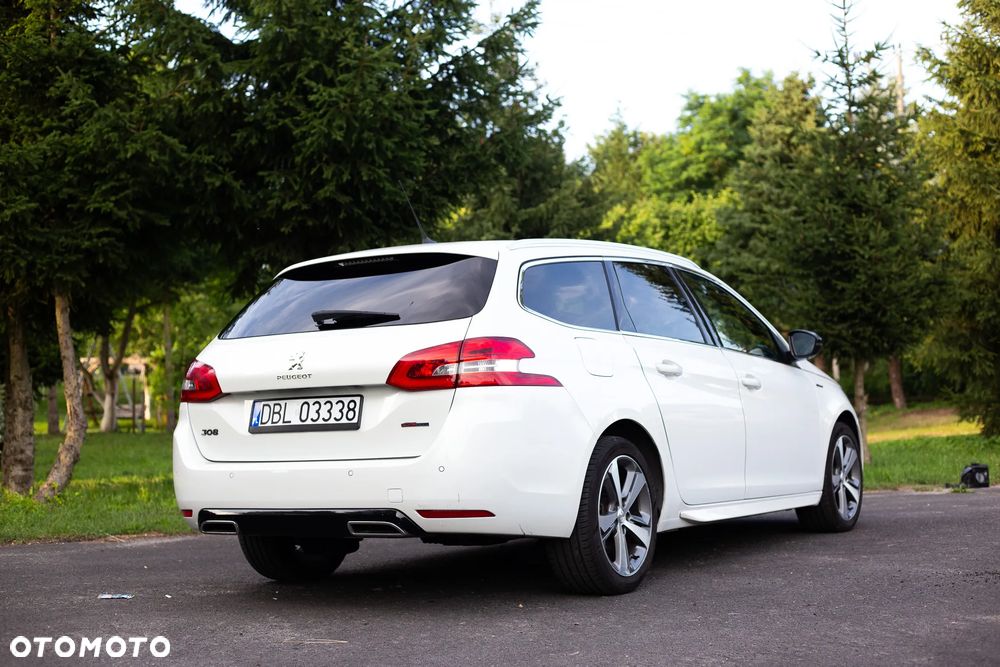 Peugeot 308 BlueHDi 130 EAT8 Stop & Start GT - 16