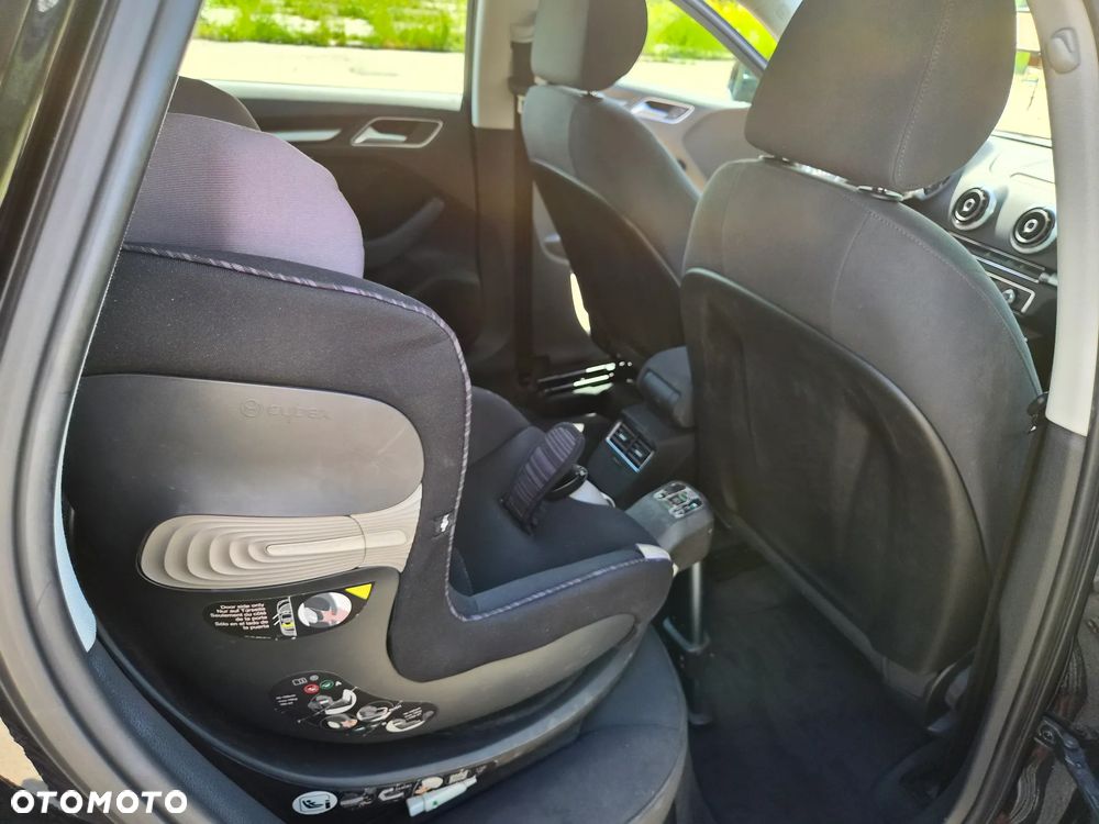 Audi A3 Sportback 1.6 TDI Attraction - 15