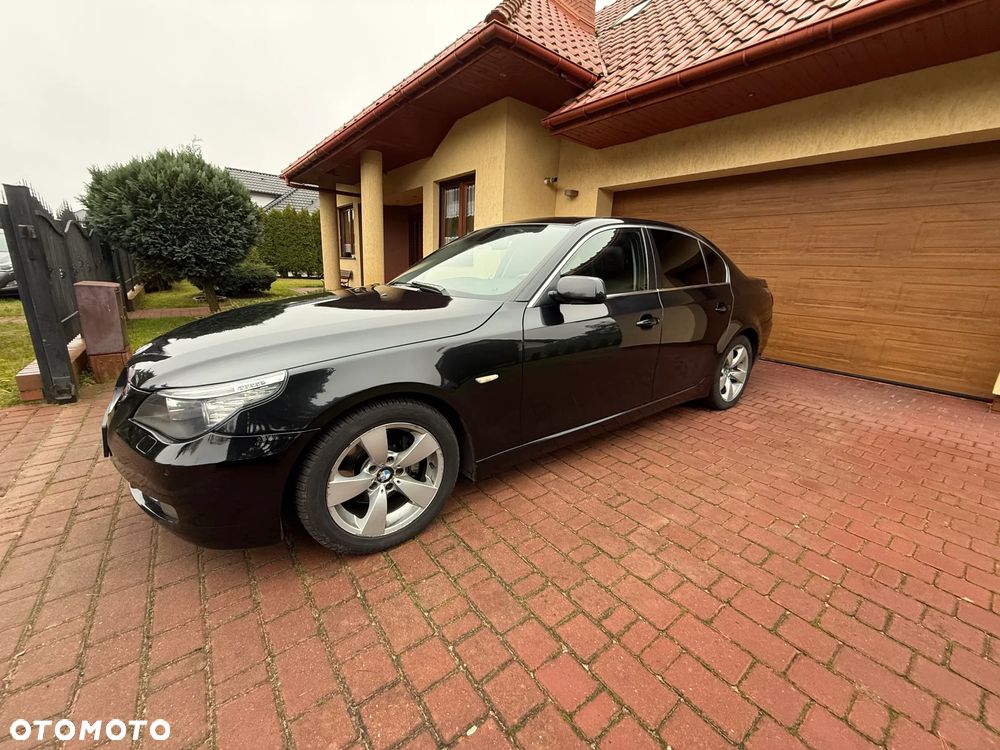 BMW Seria 5 525d - 8