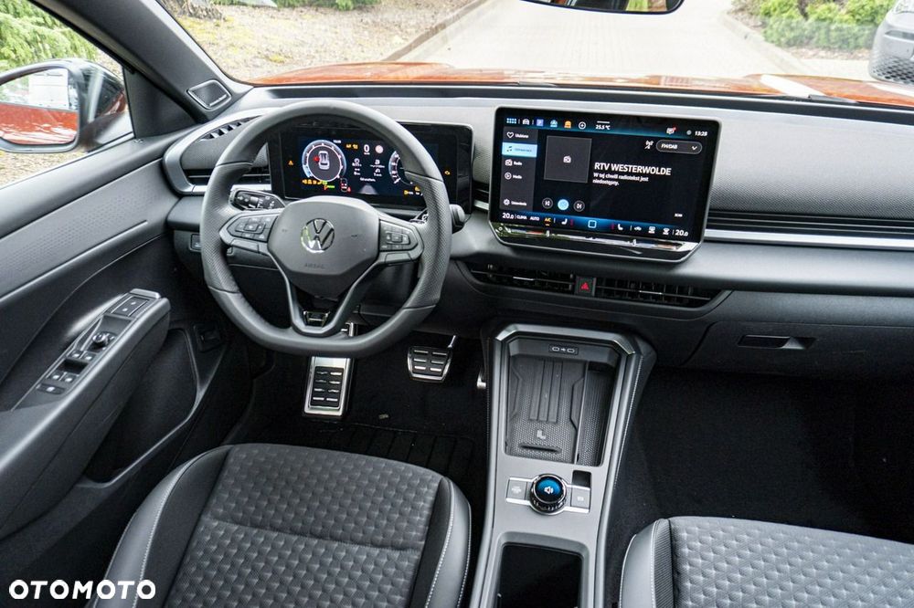 Volkswagen T-Roc - 25
