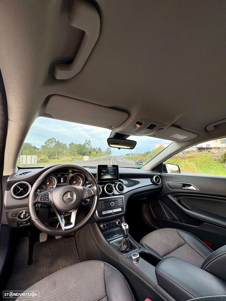 Mercedes-Benz CLA 180 d BlueEFFICIENCY Edition - 5