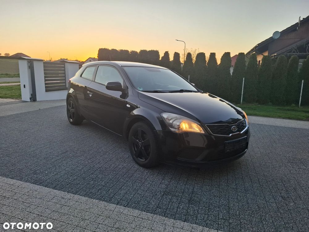 Kia ProCeed - 7