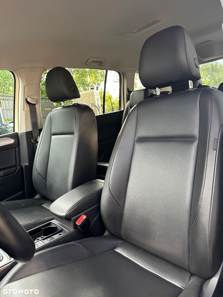 Volkswagen Touran - 10