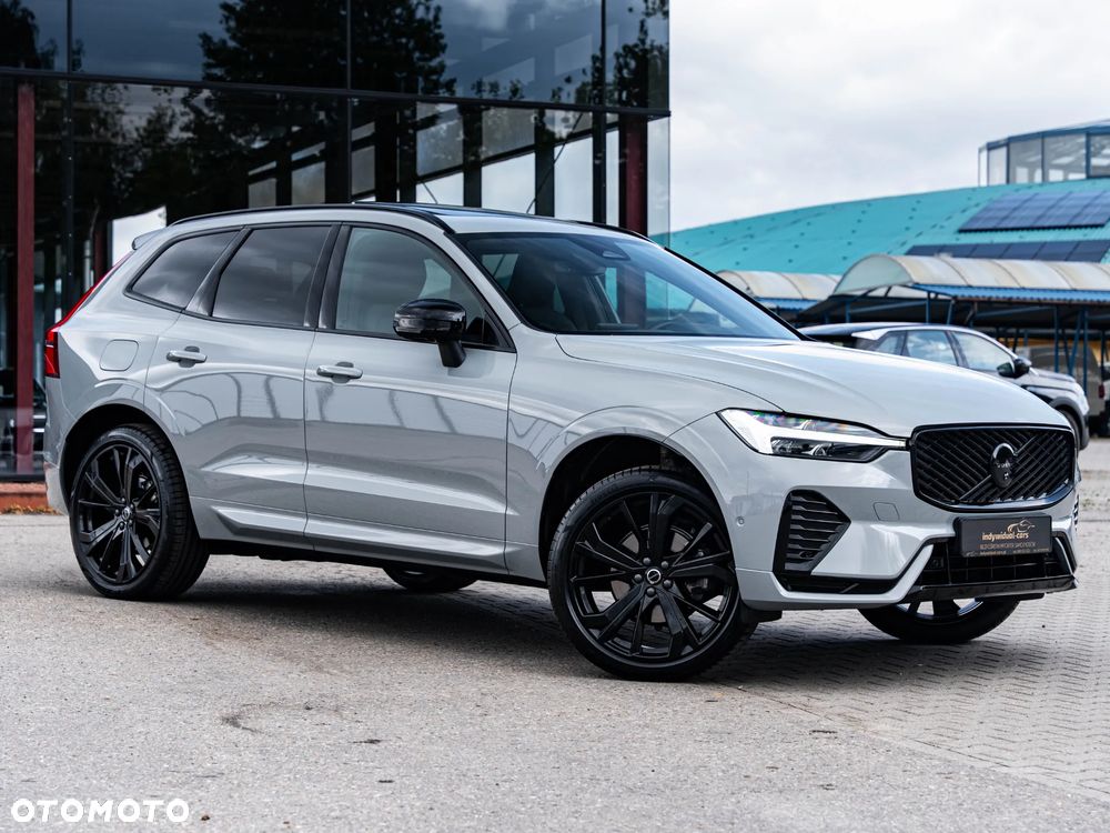 Volvo XC 60 B5 B AWD Plus Dark - 9